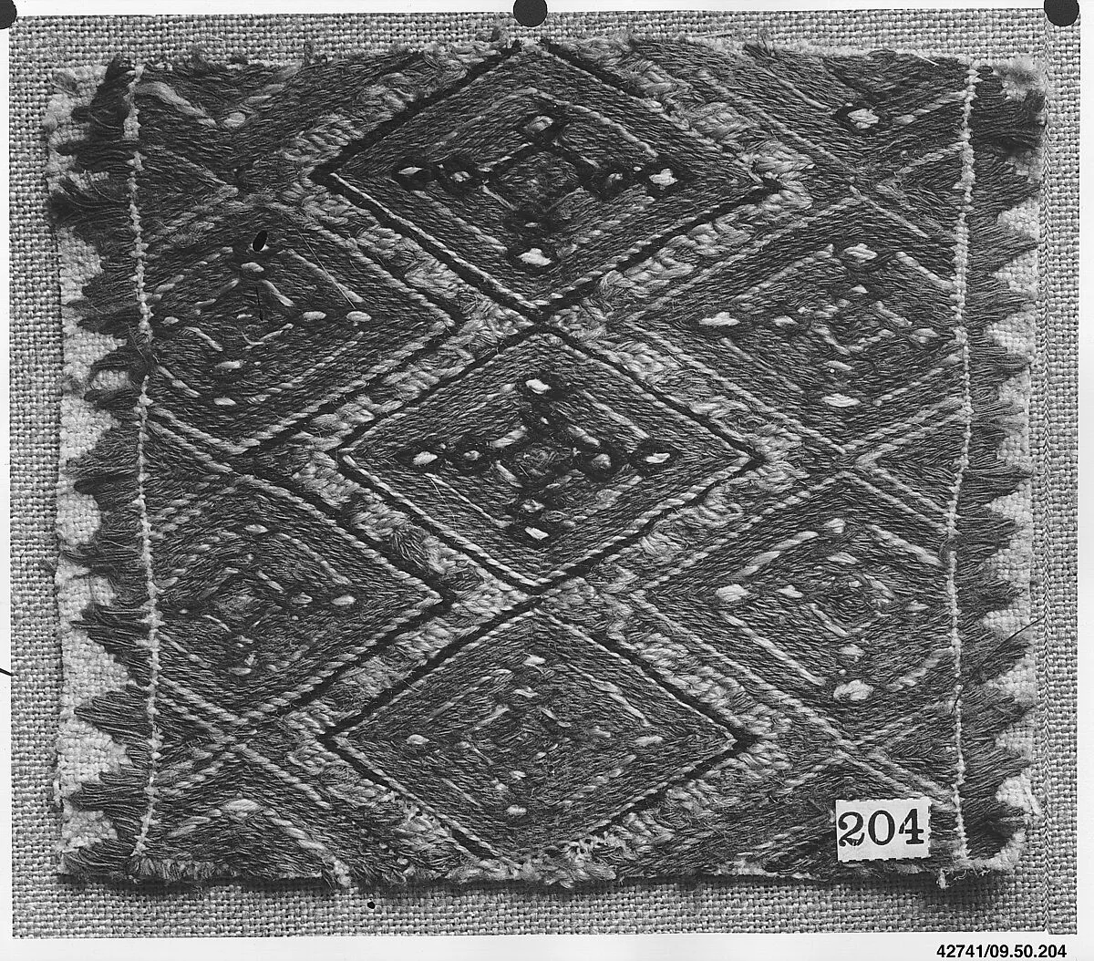 Peasant costume fragment — Unknown