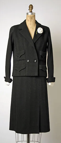 Suit — Gabrielle Chanel|House of Chanel