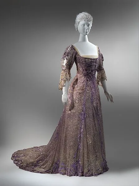 Evening dress — Henriette Favre