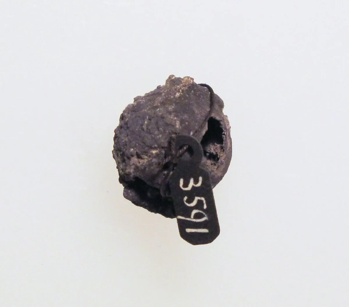 Bead — Unknown