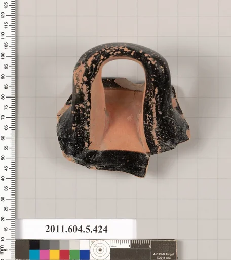 Terracotta rim fragment of a kylix (drinking cup)