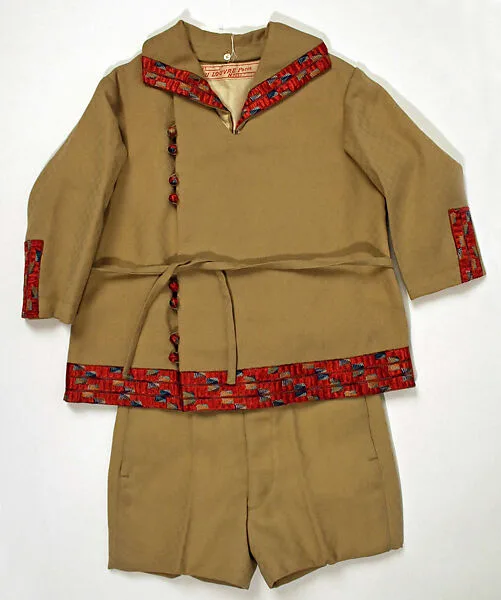Suit — Unknown