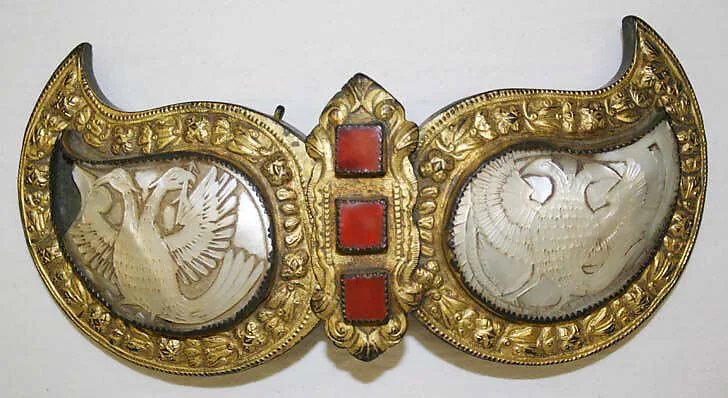 Belt buckle — Unknown