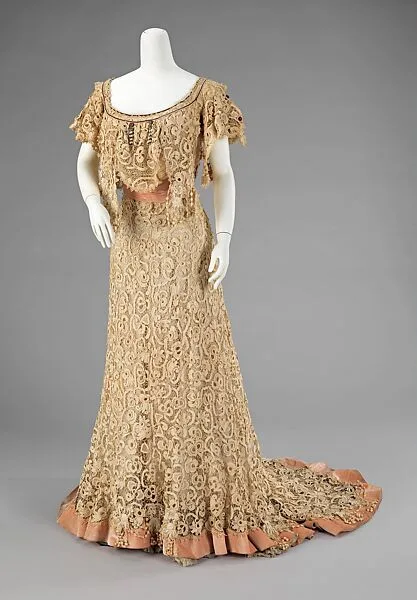 Evening dress — Charles Klein