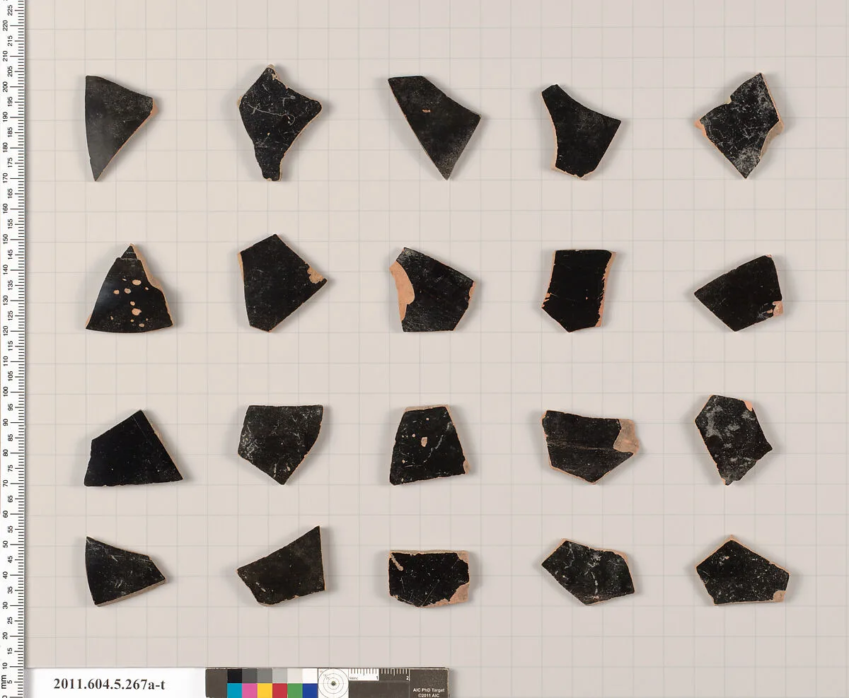 Terracotta fragments of kylikes (drinking cups) — Unknown