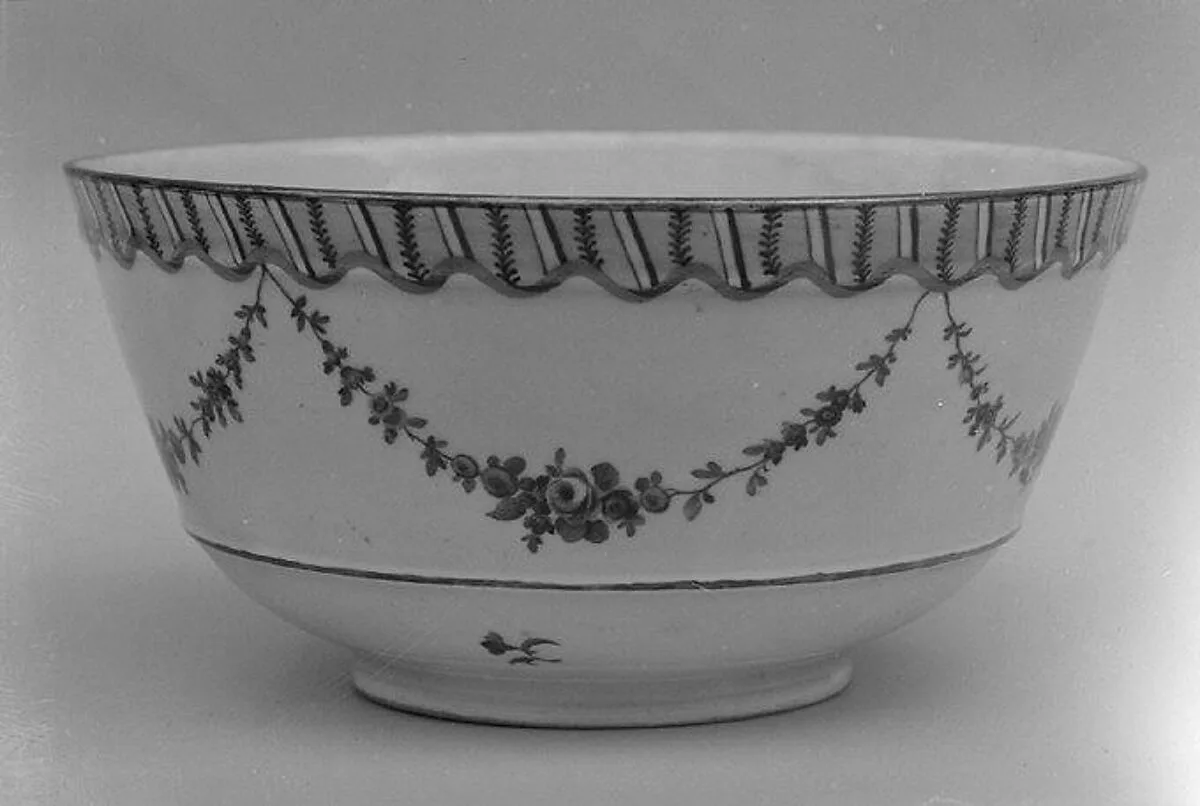 Bowl — Ludwigsburg Porcelain Manufactory