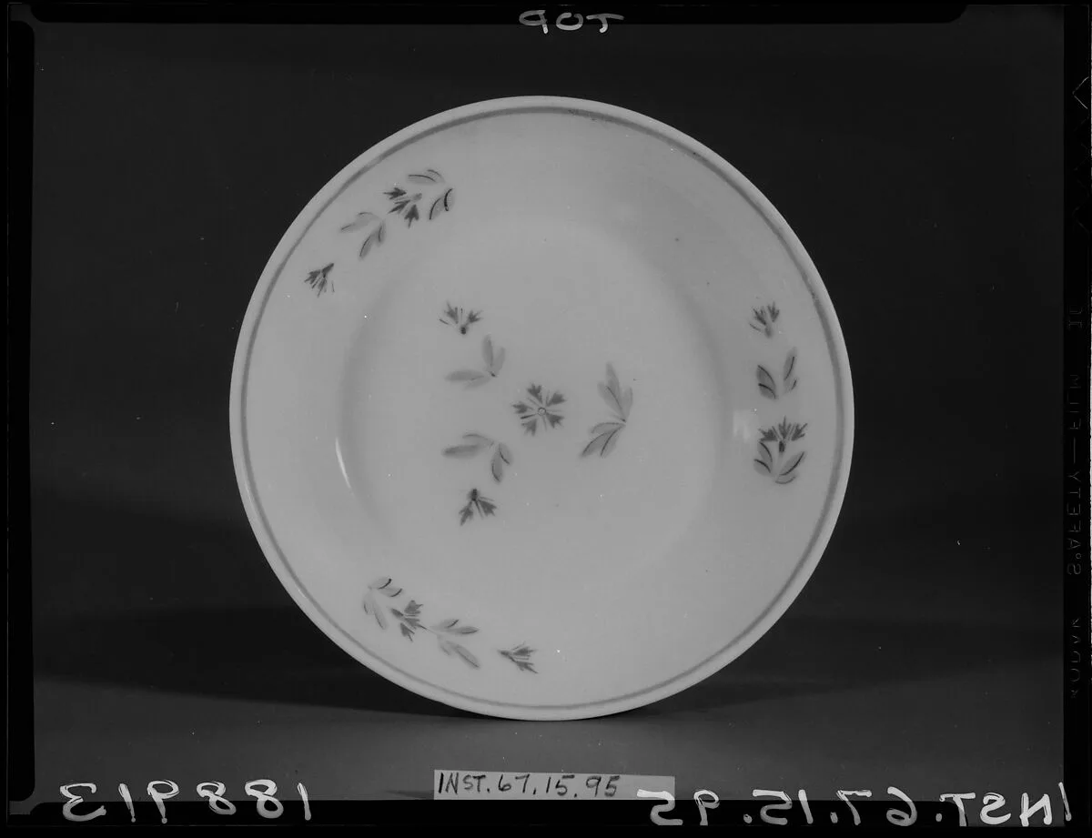 Saucer — Unknown