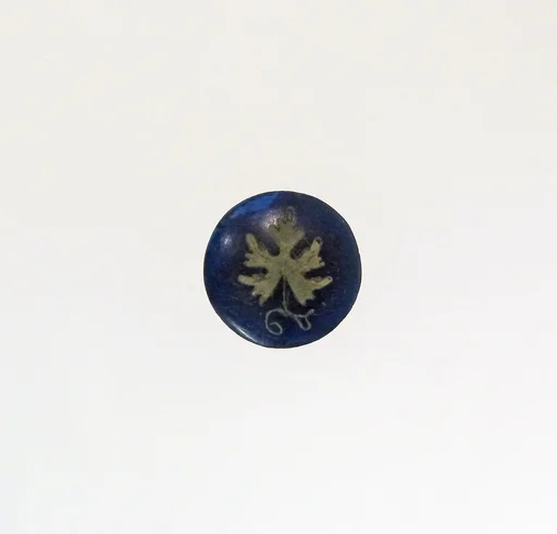 Glass and gold inlay