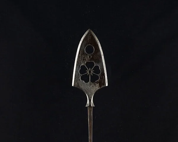 Arrowhead (<i>Yanone</i>) — Unknown