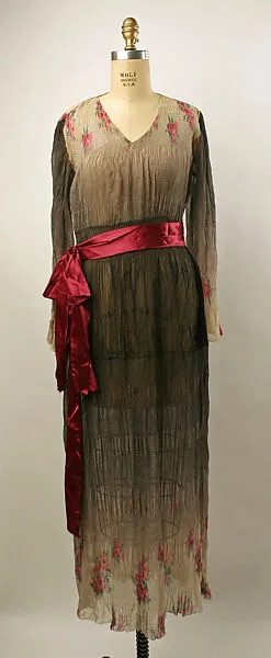 Afternoon dress — Unknown