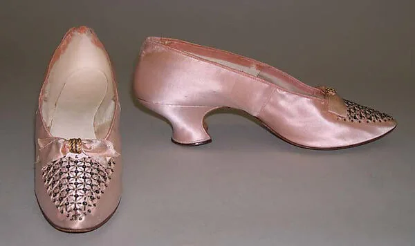 Evening shoes — Unknown