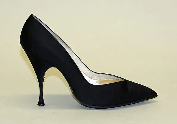 Pumps — Herbert Levine Inc.