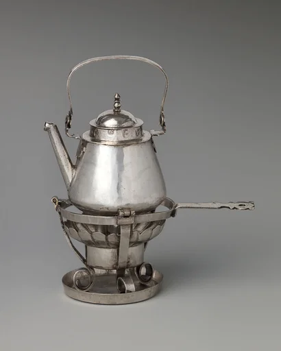 Miniature kettle with stand and brazier