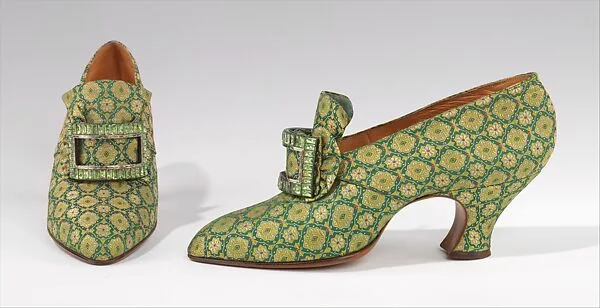 Evening pumps — Pierre Yantorny