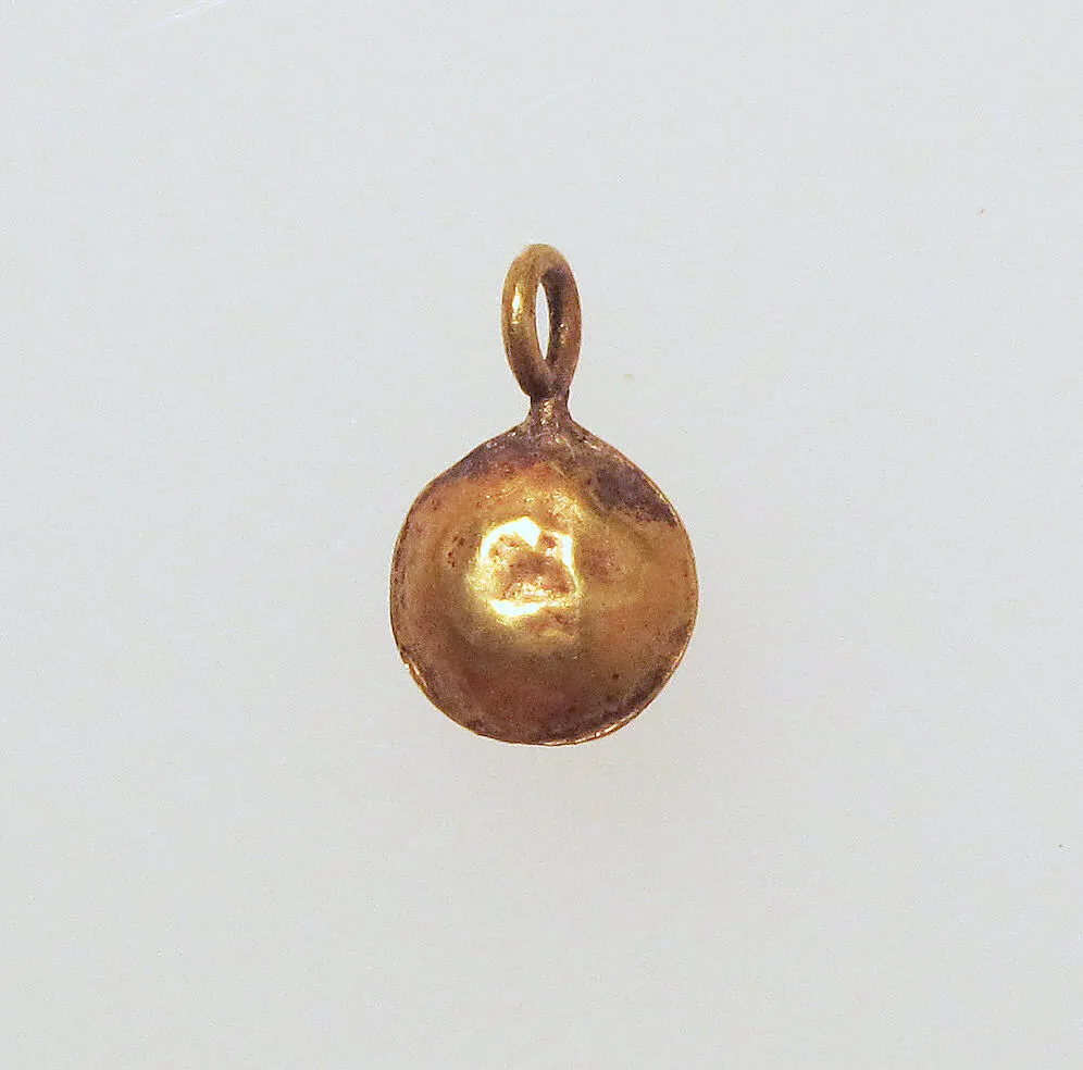 Pendant, lentoid — Unknown