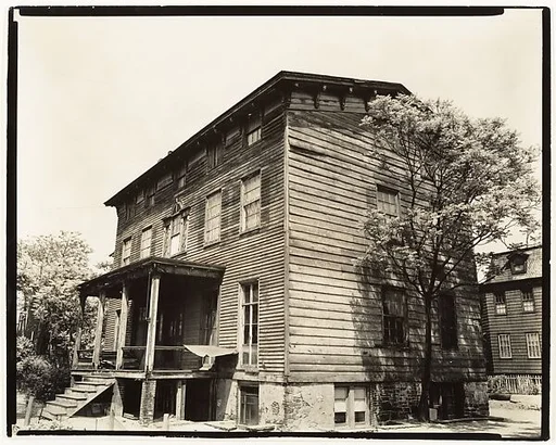 Stevens House, Vernon Boulevard and 30th Road