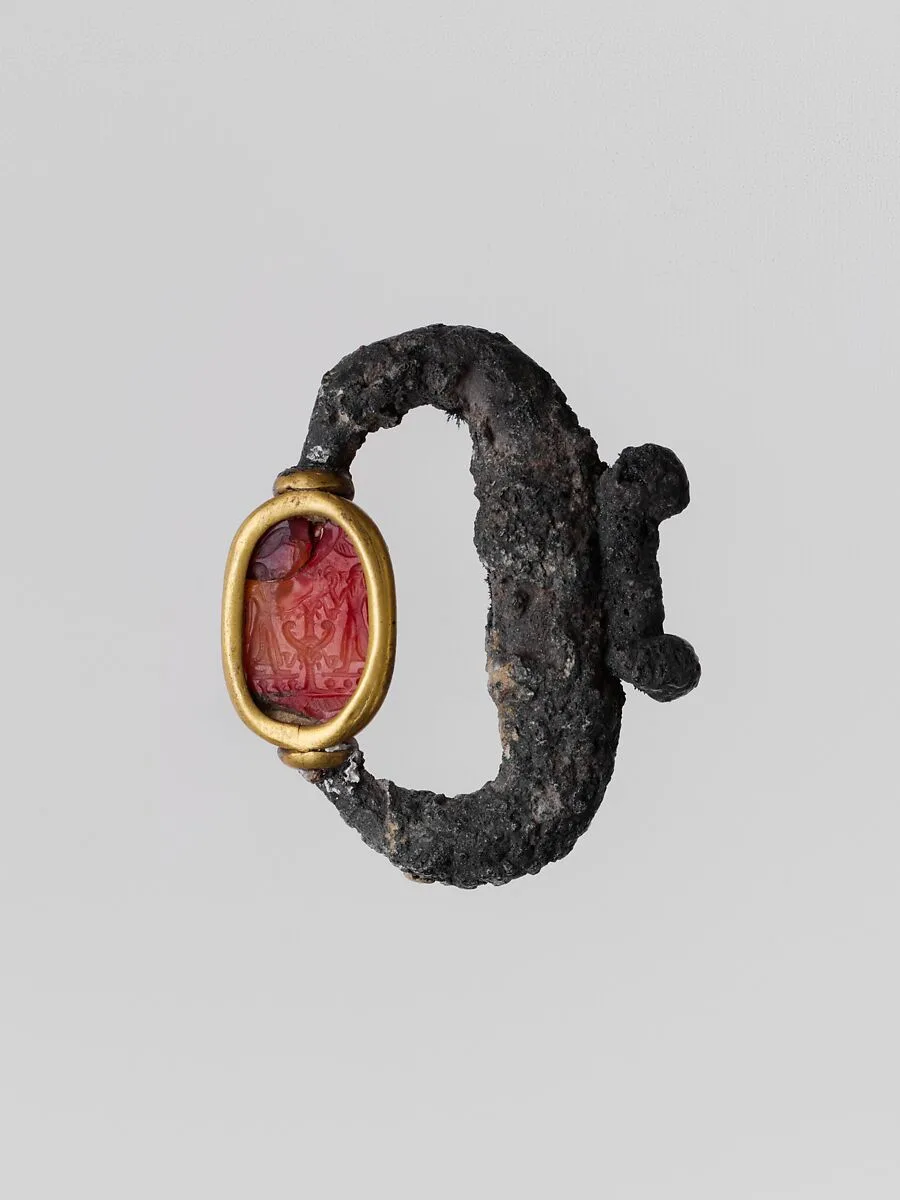Silver pendant with carnelian scarab — Unknown