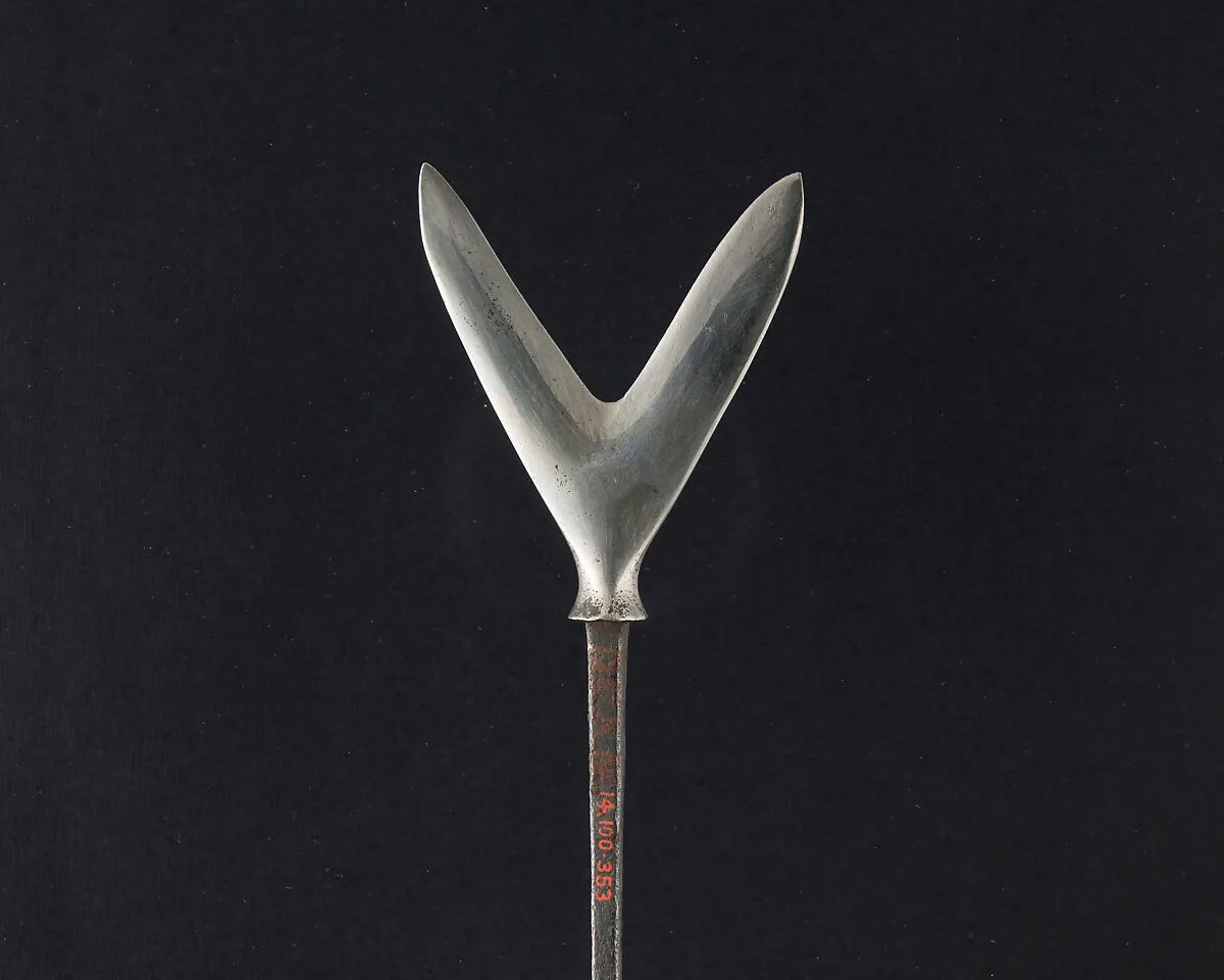 Arrowhead (<i>Yanone</i>) — Unknown