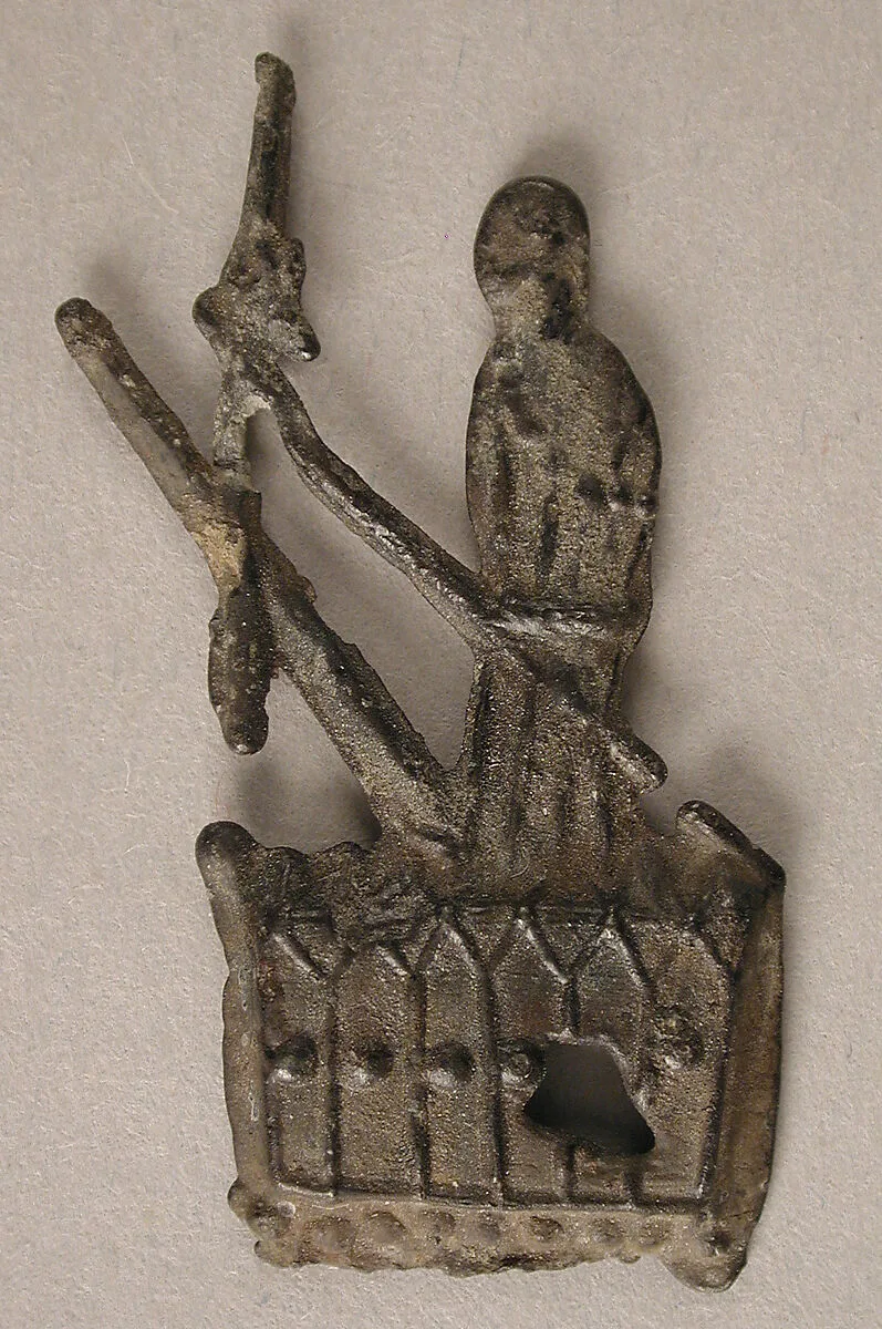 Badge with Figure — Unknown