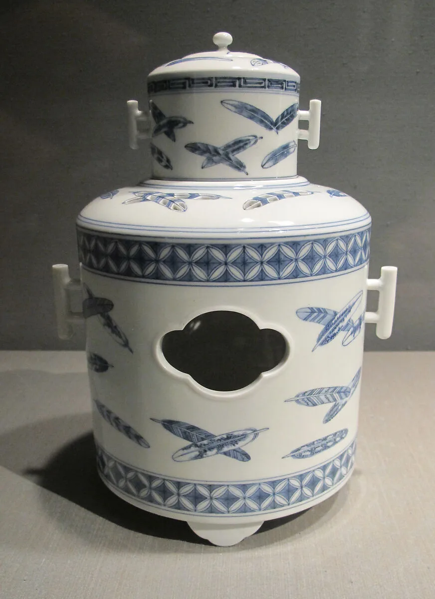 丁子風炉 平戸焼|Clove Boiler with Feathers — Unknown