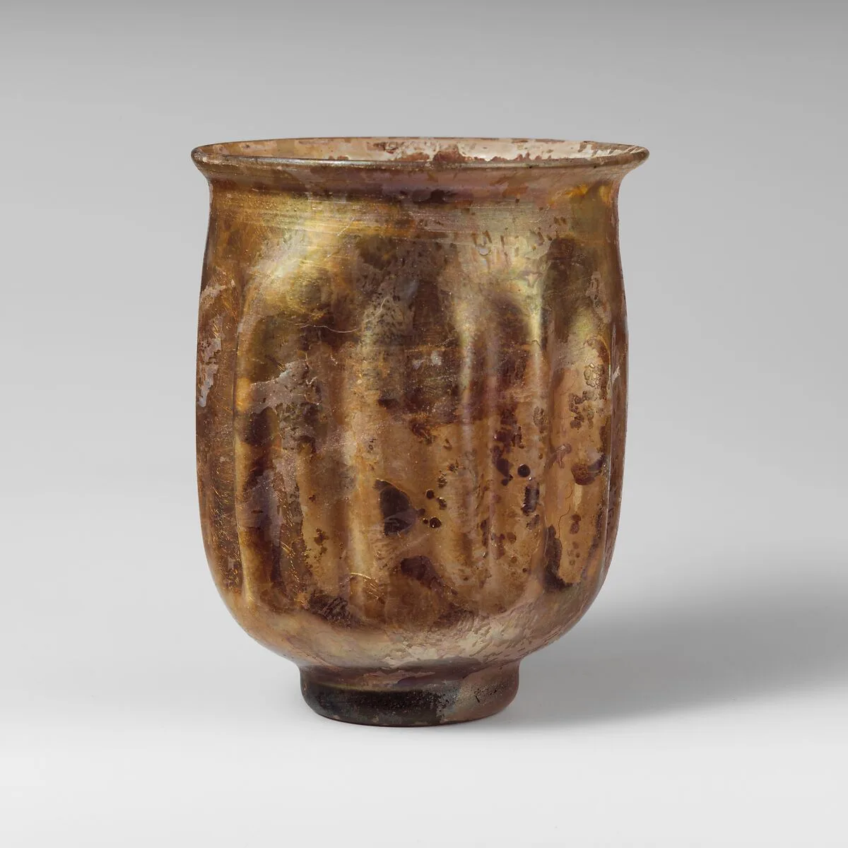 Glass beaker — Unknown