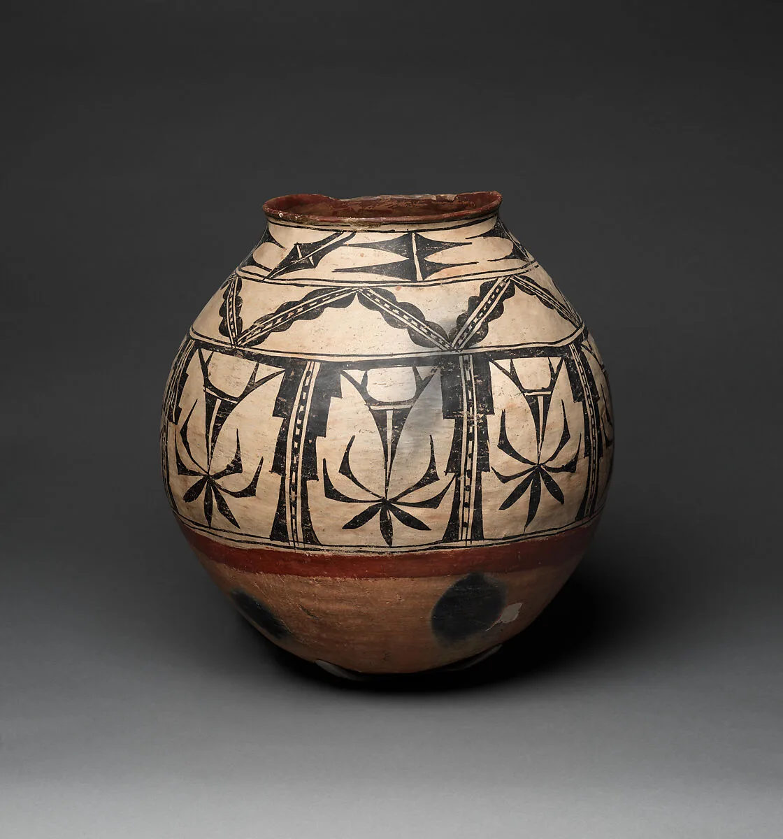 Powhoge polychrome storage jar — Unknown