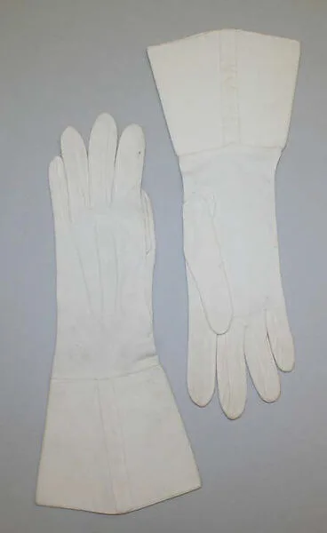 Gloves — Unknown