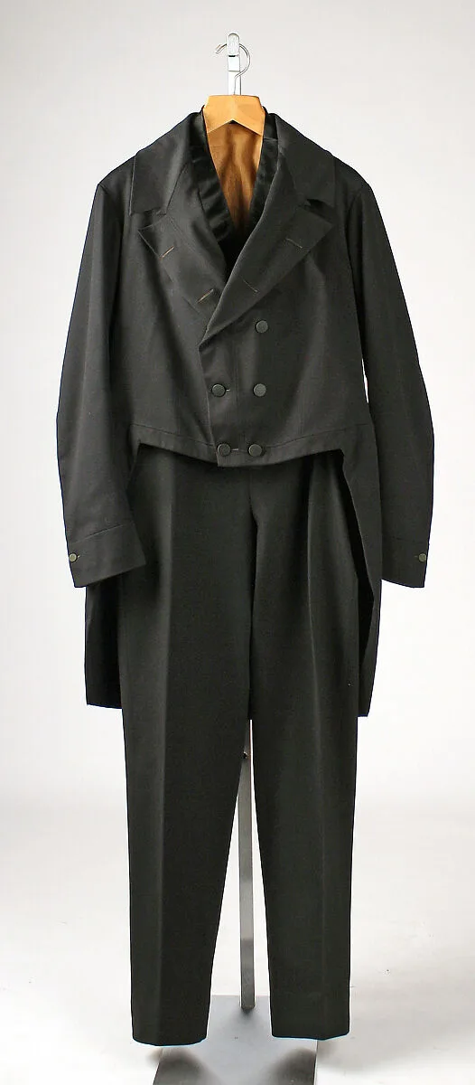 Suit — Unknown