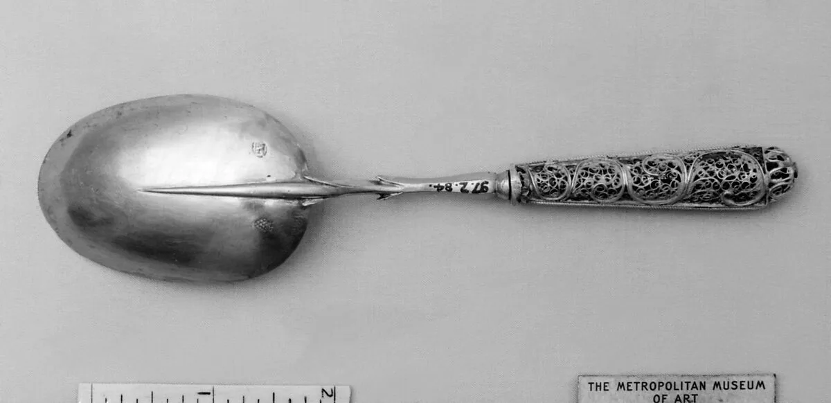 Spoon — Christian Winter