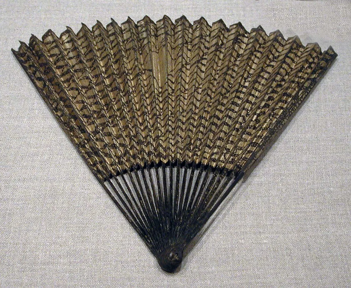 明 佚名 網紋圖 扇|Folding Fan with Fishing Net Decoration — Unidentified artist