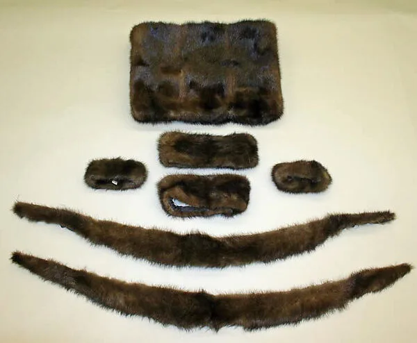 Accessory set — Wasserman & Sons, Inc.