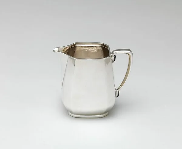 Cream jug — Tiffany & Co.