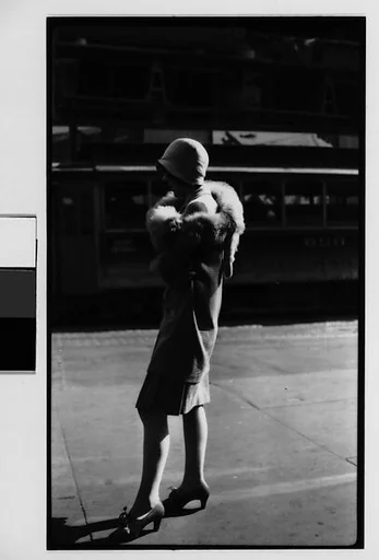 [Woman Wearing Cloche Hat and Stole, New York City]