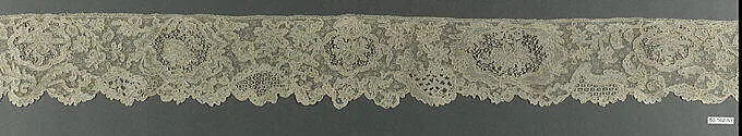 Matching border to pair of lappets — Unknown
