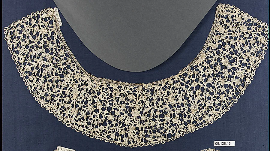 Collar — Unknown
