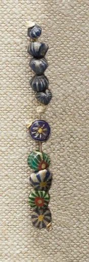 String of 5 Double Disc Beads