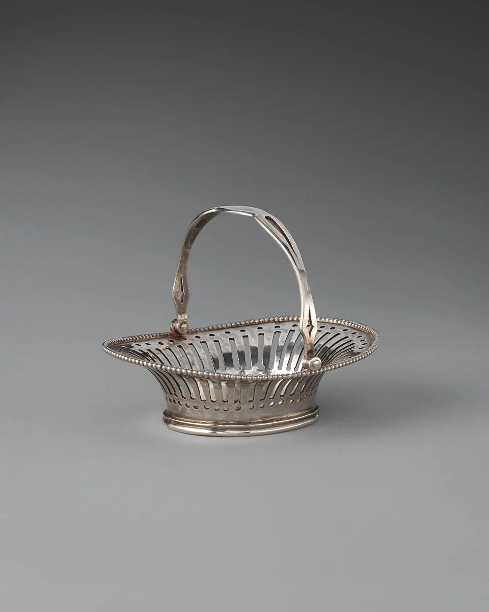 Miniature cake basket — Nicolas Hearnden