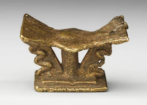 Gold Weight: Stool