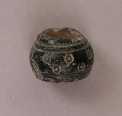 Button or Bead