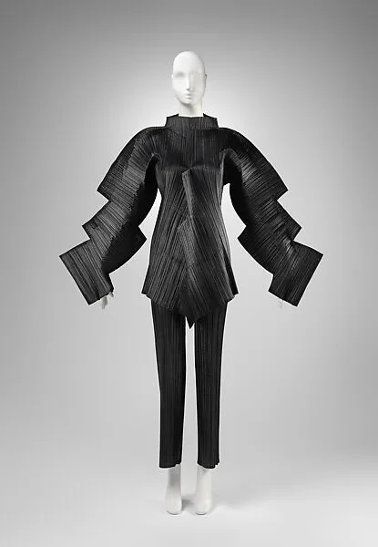 Ensemble — Issey Miyake
