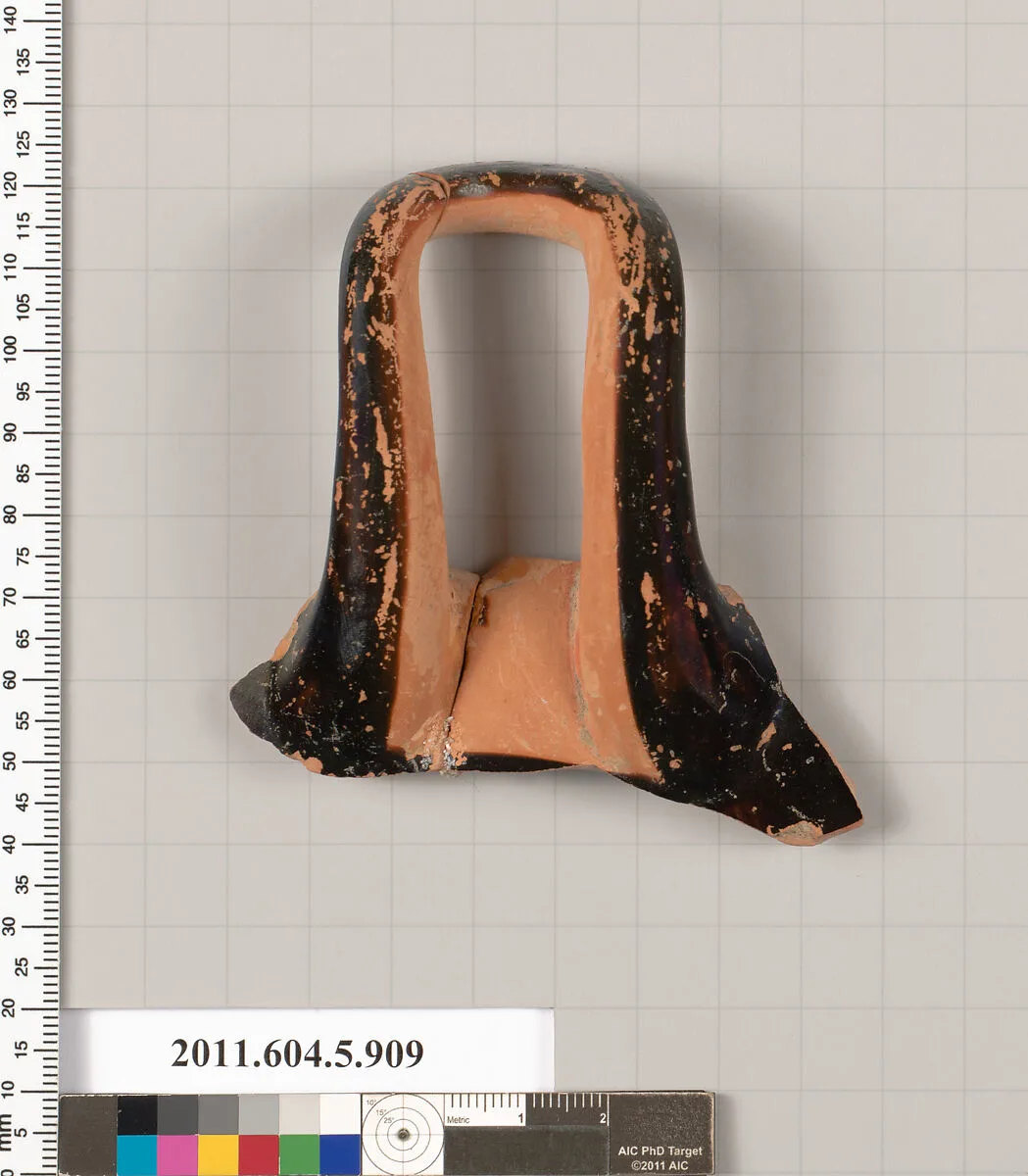 Terracotta fragment of a kylix (drinking cup) — Unknown