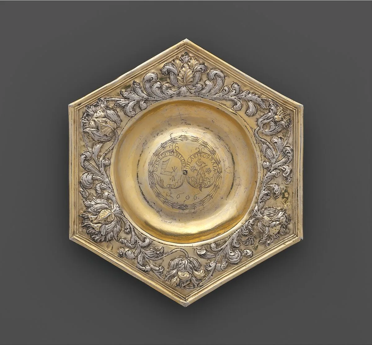 Hexagonal dish — Unknown
