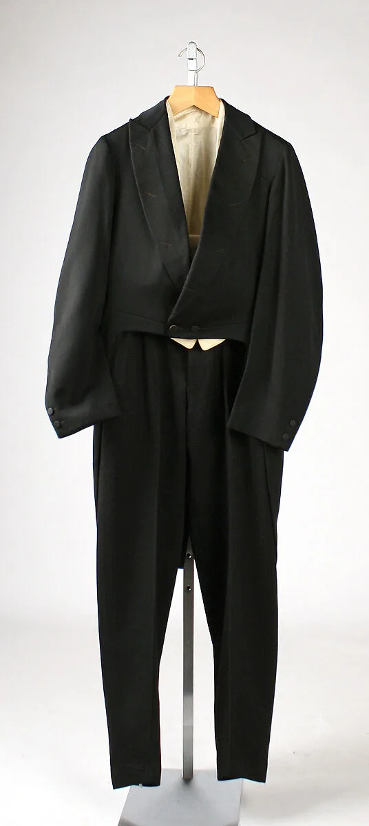 Suit — Unknown