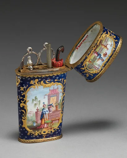 Vanity case