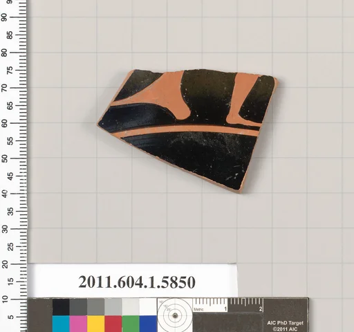Terracotta fragment of a kylix: eye-cup (drinking cup)