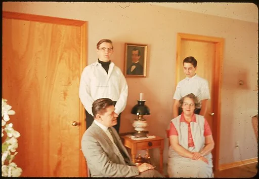 [18 Group Portraits of Unidentified Family in Domestic Interior for Time-Life Assignment, "The Gateway States"]