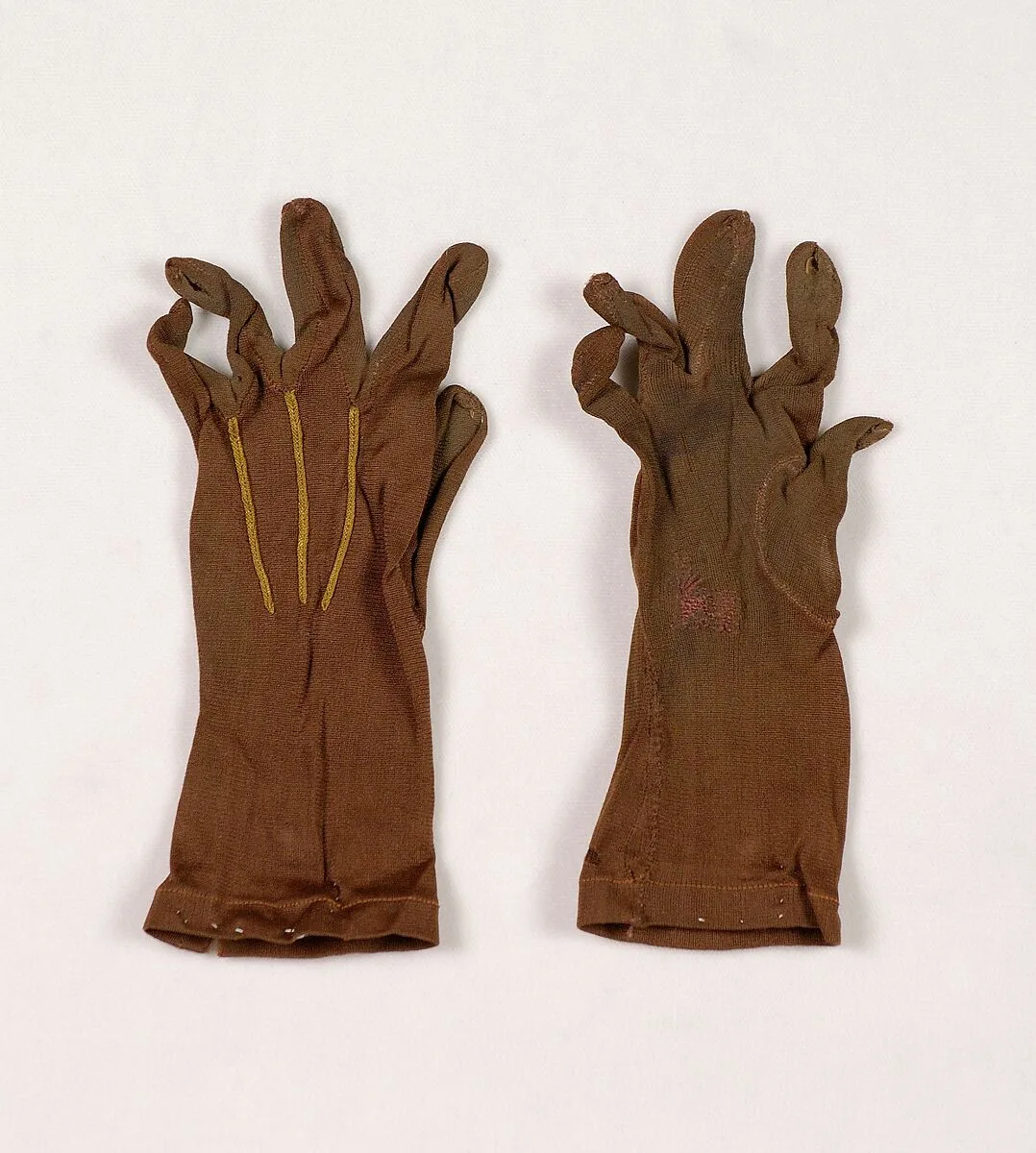 Gloves — Unknown