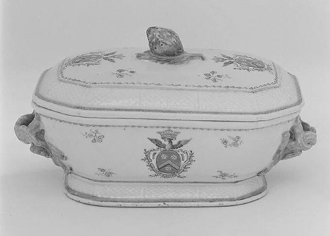 Tureen with cover (part of a service) — Unknown