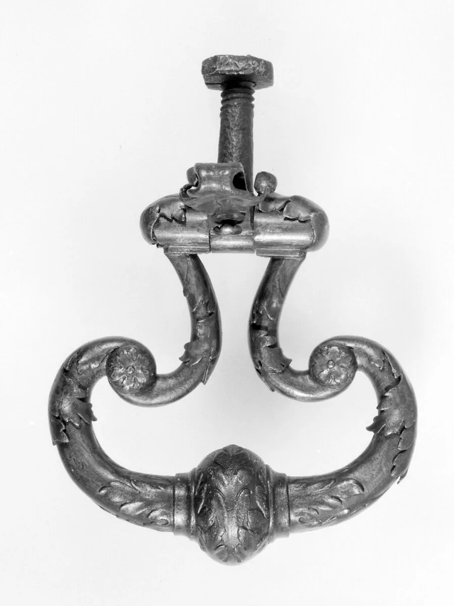 Door knocker — Unknown