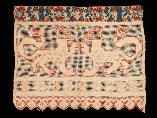 Towel border